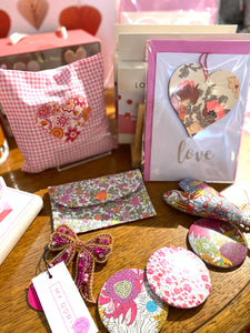 Liberty Valentine wooden heart card
