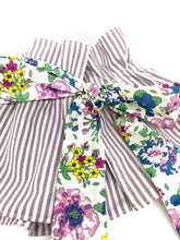 Load image into Gallery viewer, Liberty of London neck ruffle collar with bow