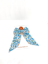 Load image into Gallery viewer, Pretty Liberty fabric barrette bow clip