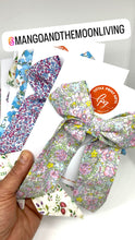 Load image into Gallery viewer, Pretty Liberty fabric barrette bow clip