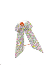 Load image into Gallery viewer, Pretty Liberty fabric barrette bow clip